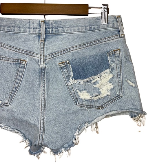 Agolde Parker Vintage Cutoff Light Wash Distressed Denim Shorts Size 30 - Picture 5 of 6